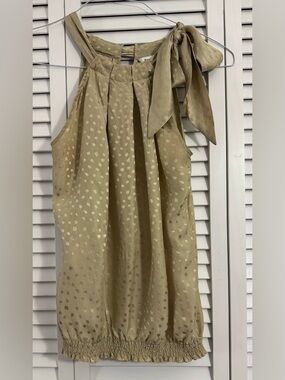 White House black market 100% Silk Halter blouse With tie Size XS